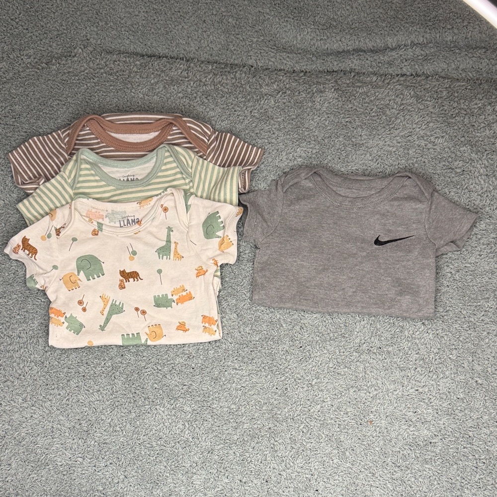 Nike Gray Tee with 3 Patterned Short-Sleeve Baby Tops Sz 9mo
